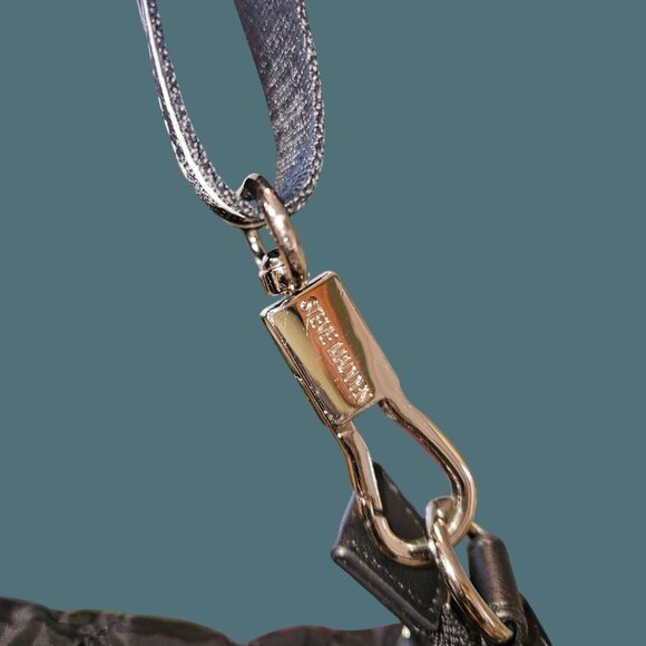 Steve Madden Quilted Black Travel Weekend Crossbody Duffle Tote Bag - Picture 9 of 11